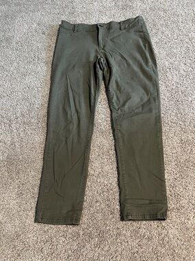 Women’s Olive Green Casual Pants